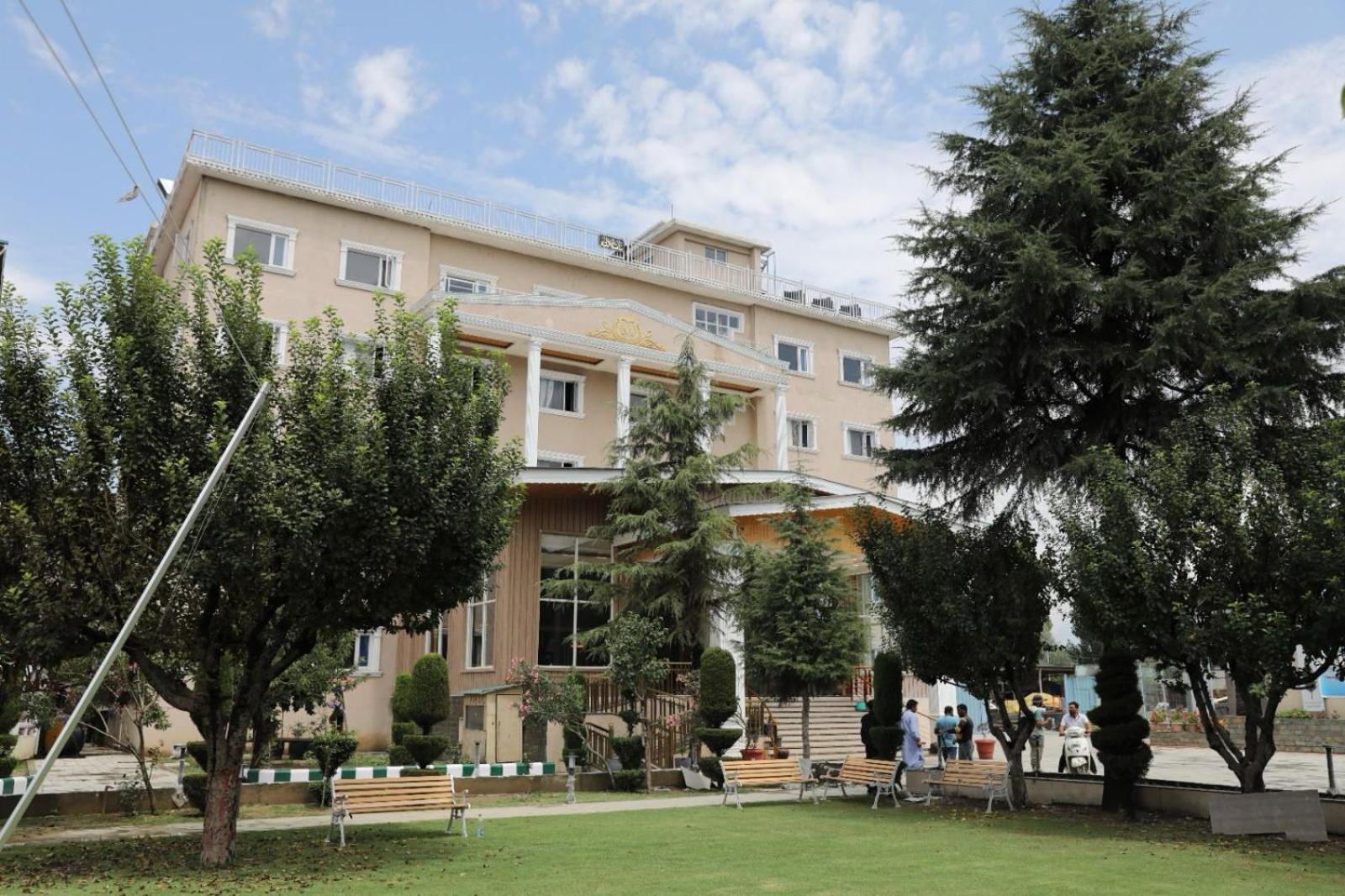 The Grand Mamta Hotel Srinagar  Exterior photo